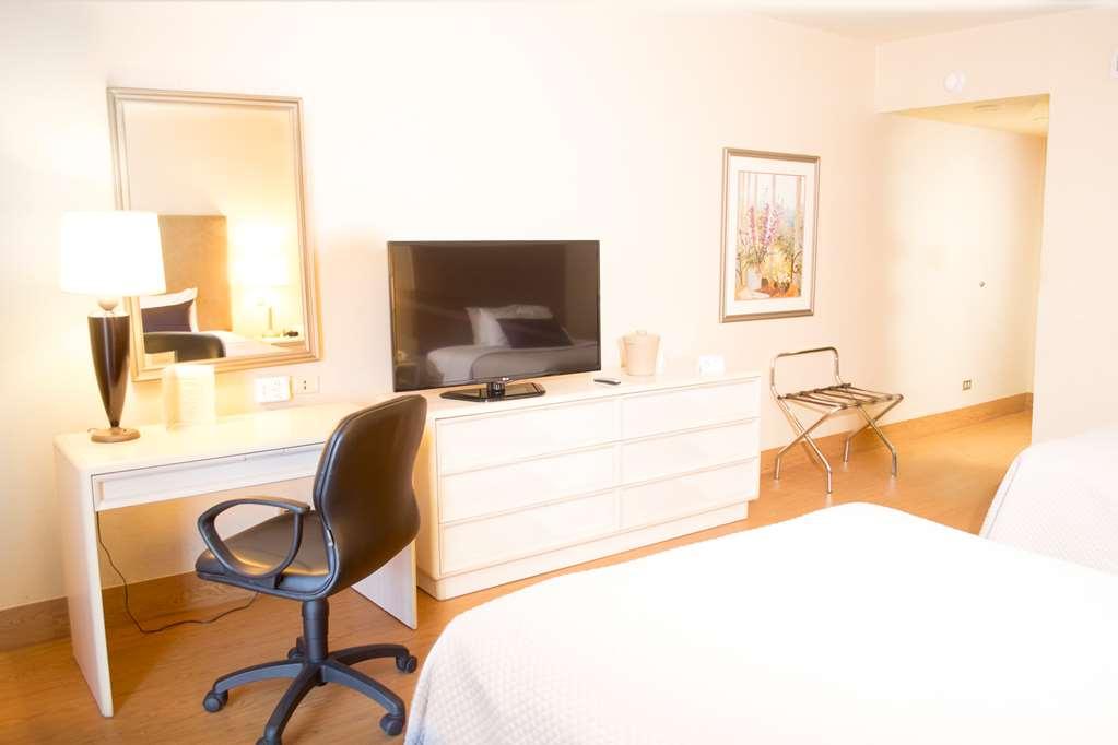 アイステイ ホテル シウダー フアレス シウダー・フアレス 部屋 写真 A typical guest room at the hotel