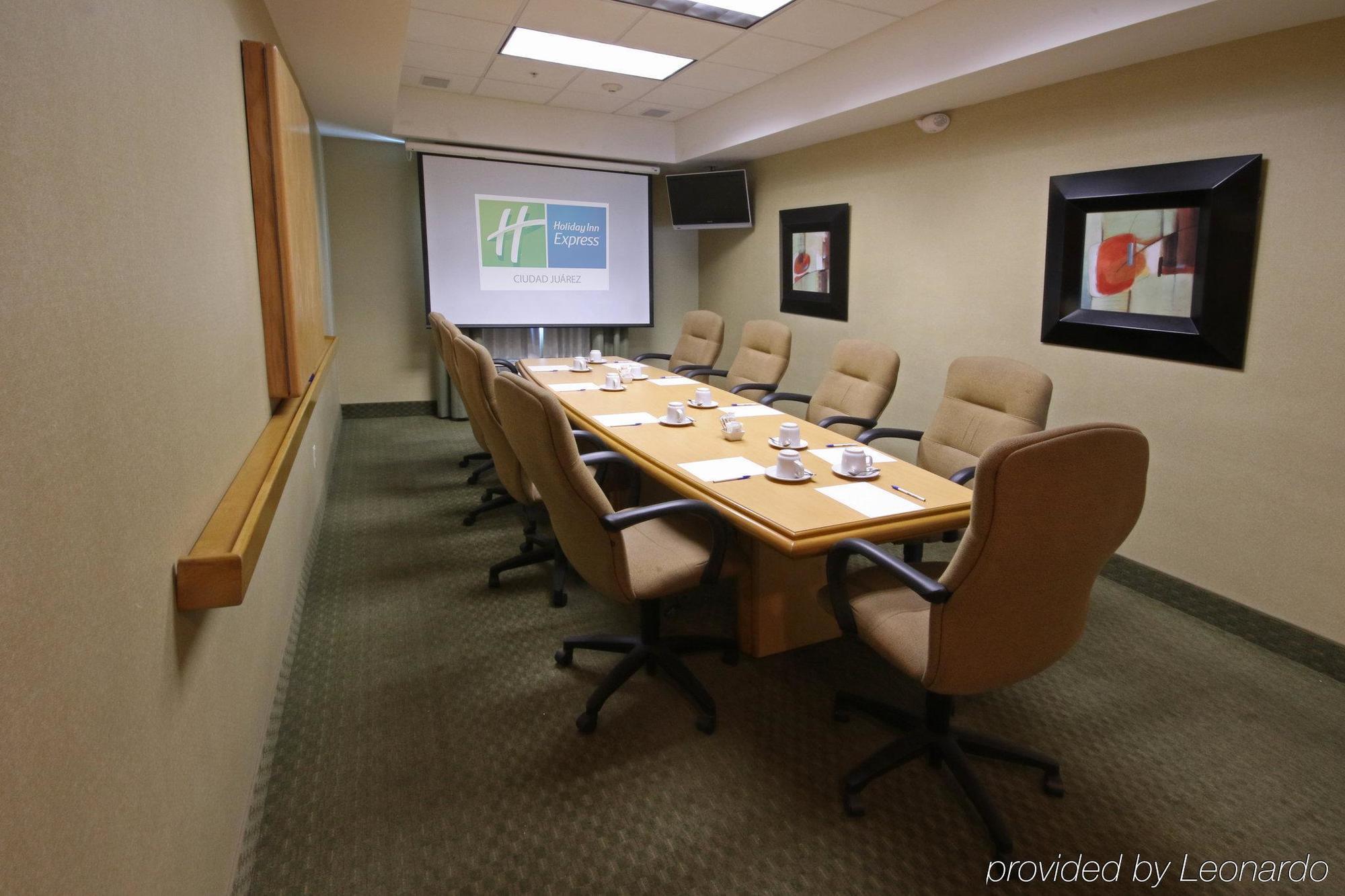 アイステイ ホテル シウダー フアレス シウダー・フアレス エクステリア 写真 A typical boardroom